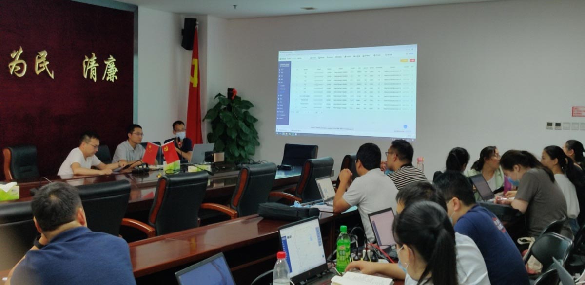 工程技术研究院针对研发的大数据平台在全省分批次开展高速公路管养单位应用培训/ 工程技术研究院针对研发的大数据平台在全省分批次开展高速公路管养单位应用培训