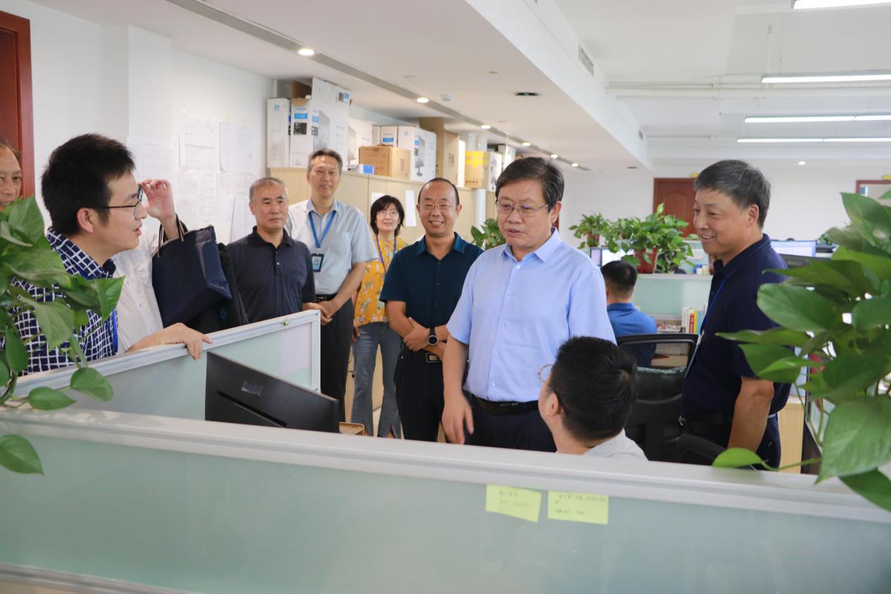 吴孔军副厅长莅临公司调研指导工作/ 吴孔军副厅长莅临公司调研指导工作