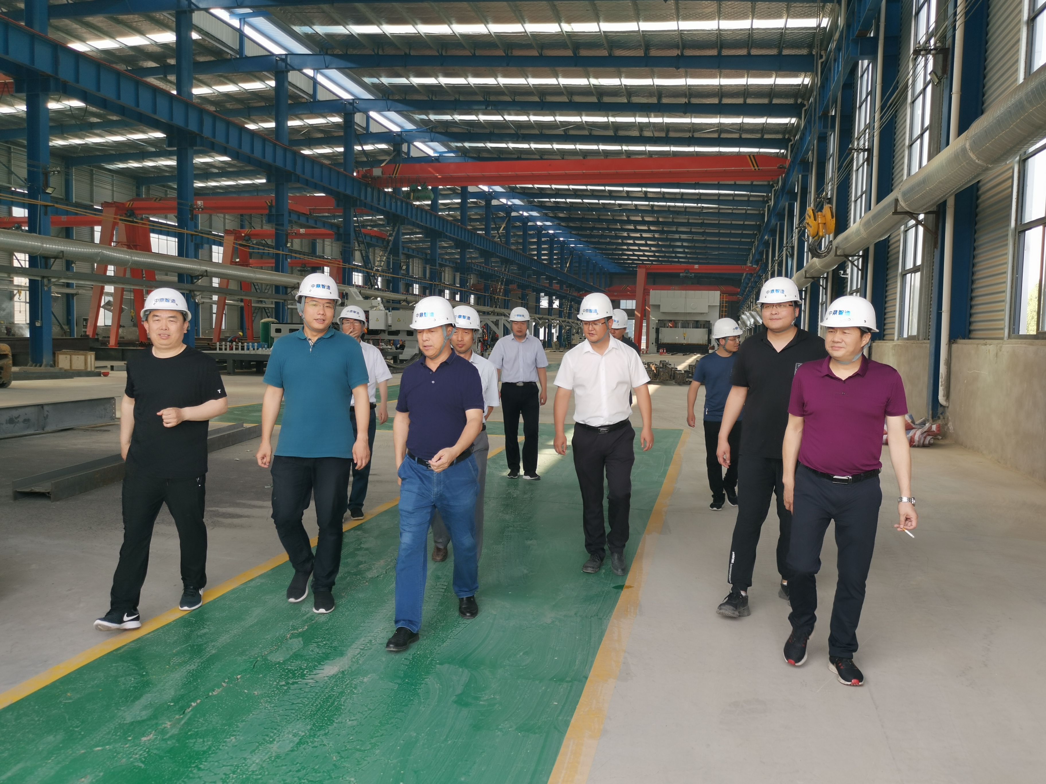 公司董事长常兴文莅临中鼎公司濮阳波形钢腹板生产基地调研指导工作