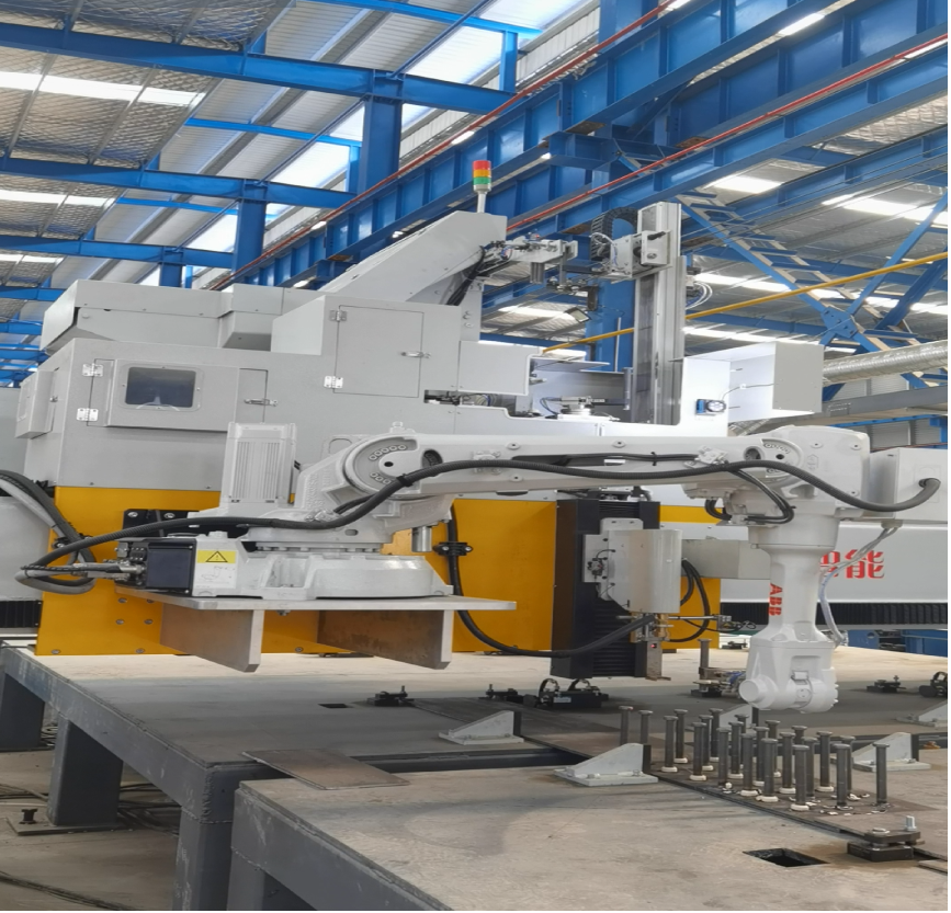 省道304濮阳白堽黄河公路大桥波形钢腹板箱梁首片梁成功架设