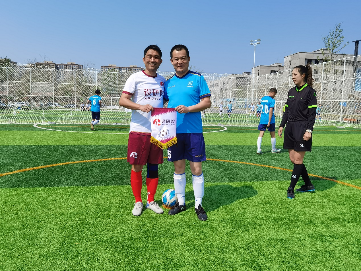 设研院足球队7:1赢得“设计杯” 第三场小组赛胜利