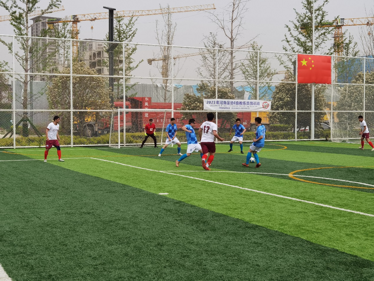 “设研院足球队”淘汰赛获胜晋级四强