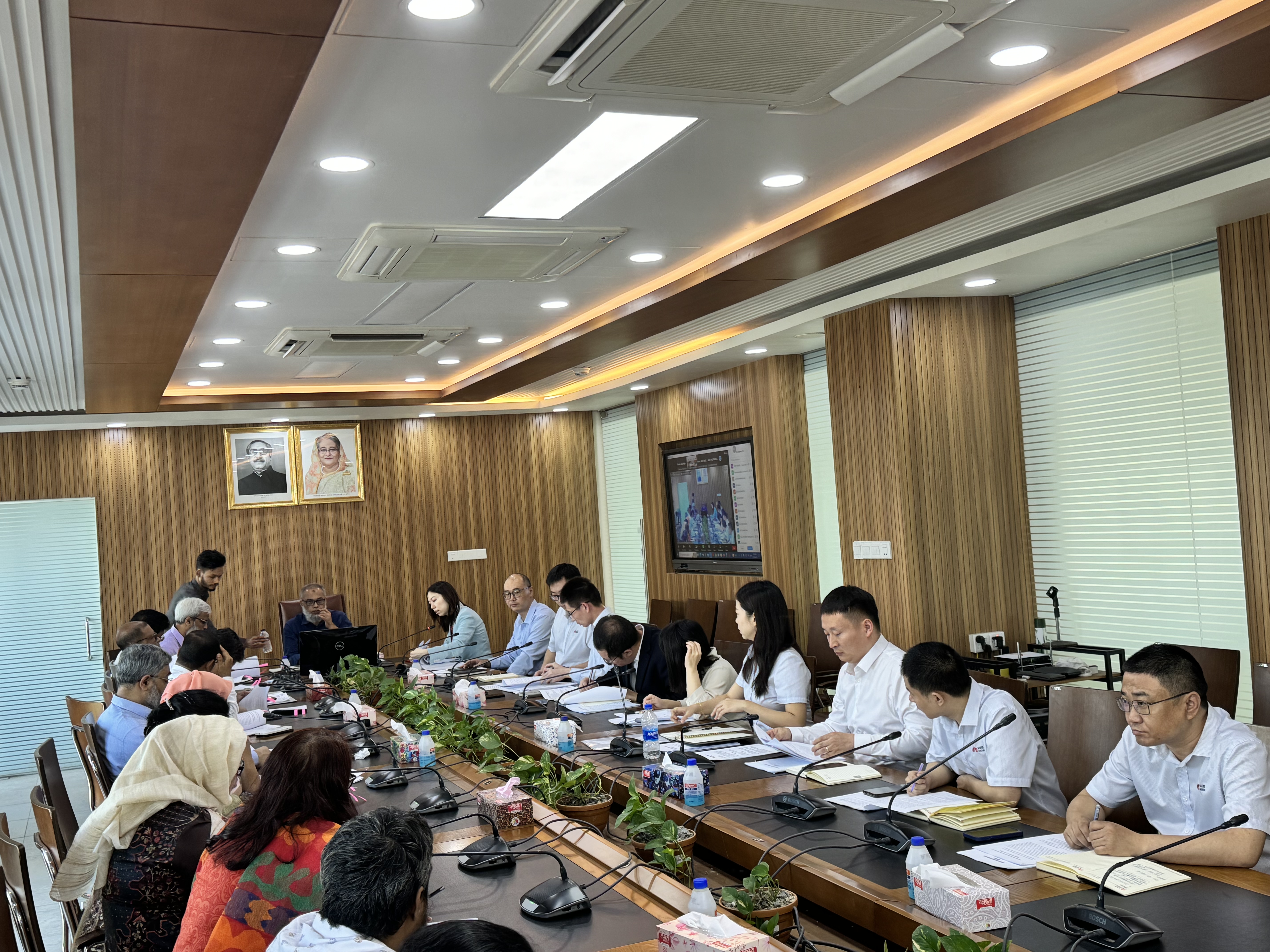 公司赴孟沟通《援孟加拉道路交通规划项目》 实施协议签订工作